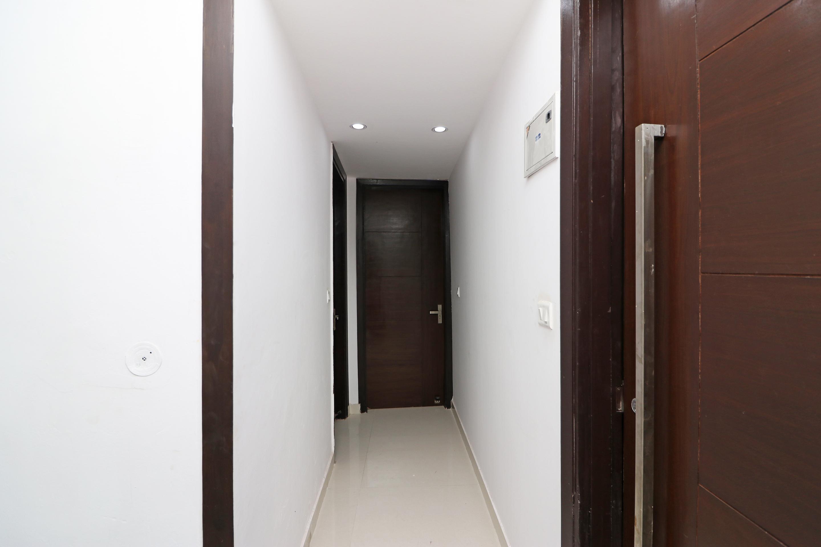 Hotel O Avalon Palace Nuova Delhi Esterno foto
